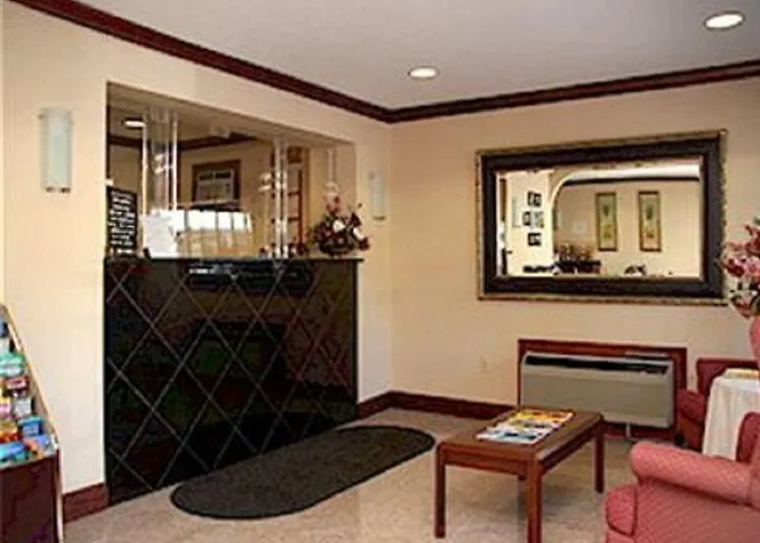 Yorktown Motor Lodge